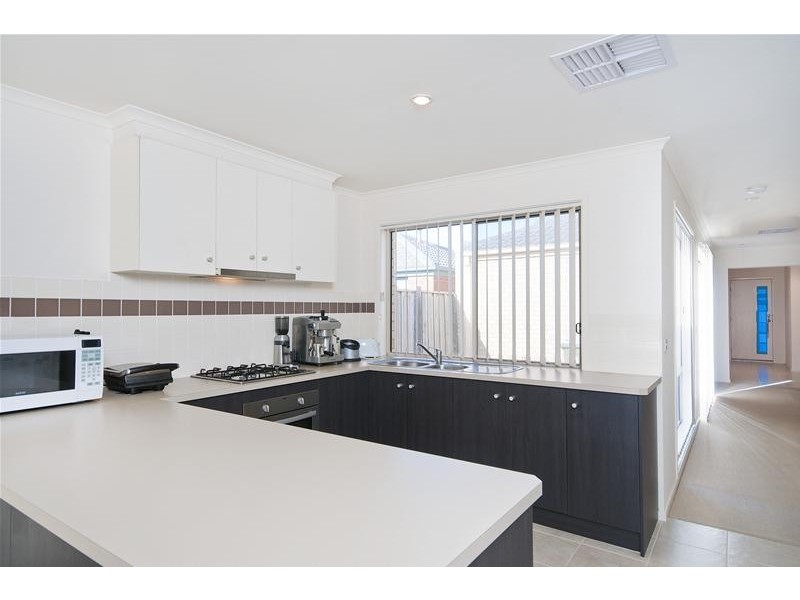 68 Edgevale Way, Tarneit VIC 3029