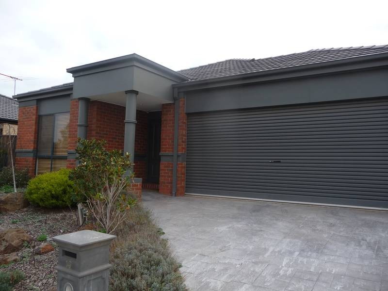 16 Desert Gum Terrace, Wyndham Vale VIC 3024