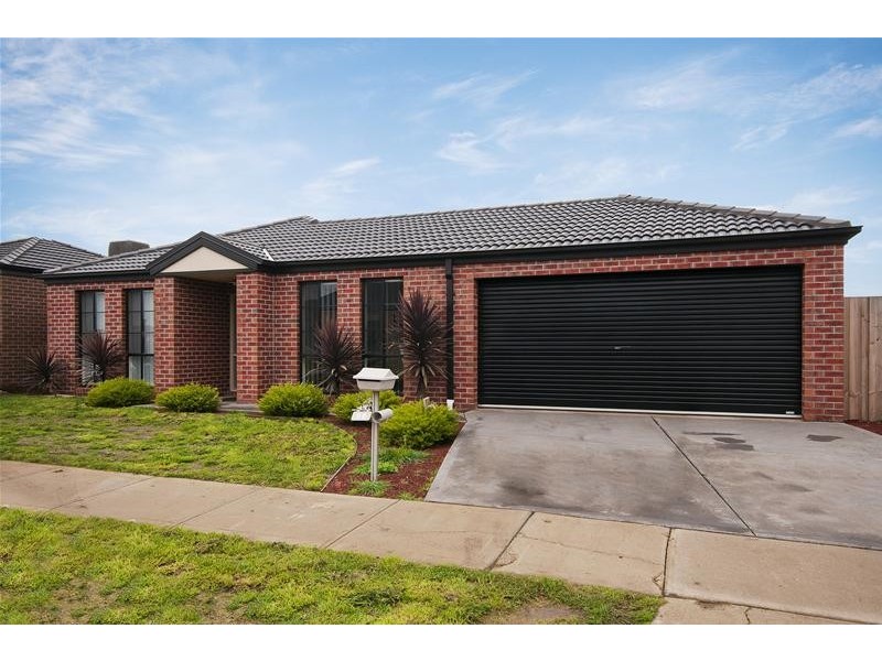 96 Rose Grange Boulevard, Tarneit VIC 3029