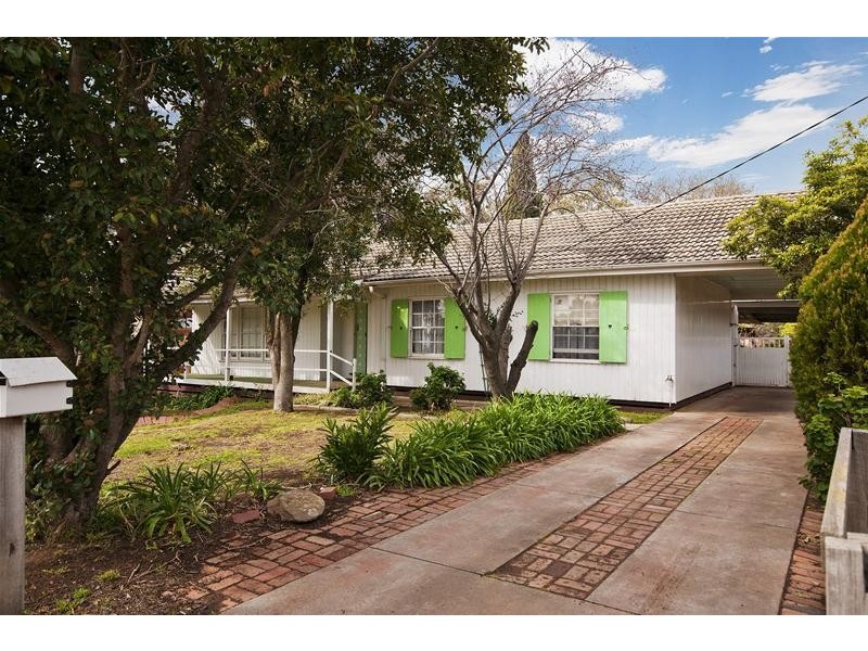 9 Mambourin Street, Werribee VIC 3030