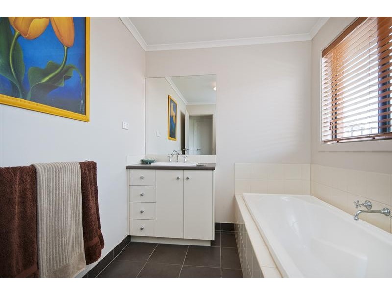 9 Parvum Way, Wyndham Vale VIC 3024