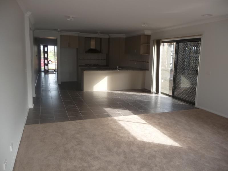 50 Crossway Avenue, Tarneit VIC 3029