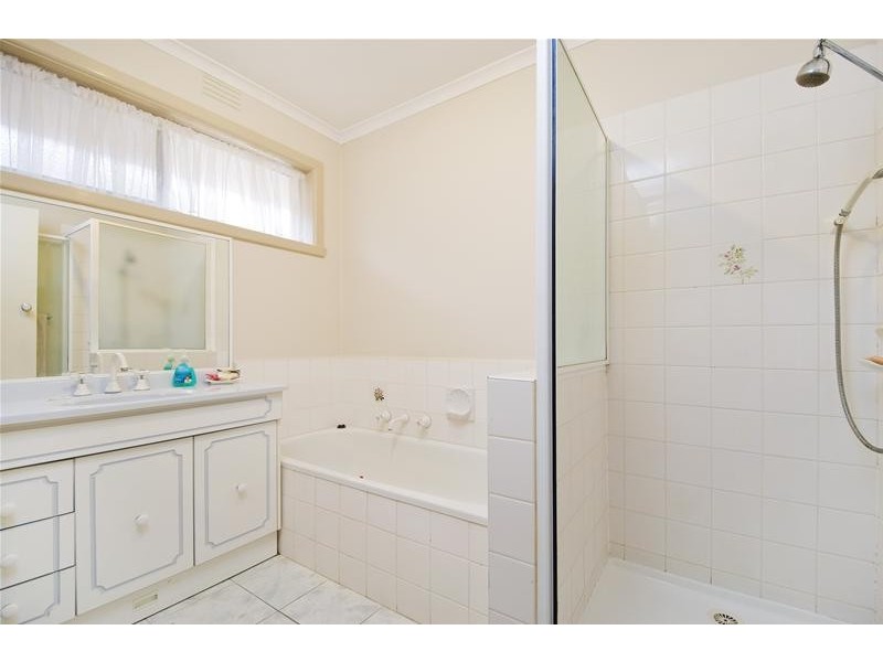 17 Herbert Avenue, Hoppers Crossing VIC 3029