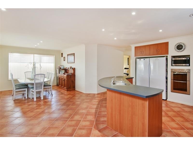 13 Simon Court, Werribee VIC 3030