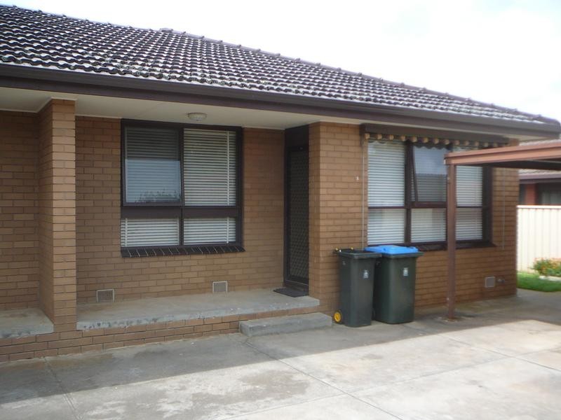 4/25 Mambourin Street, Werribee VIC 3030