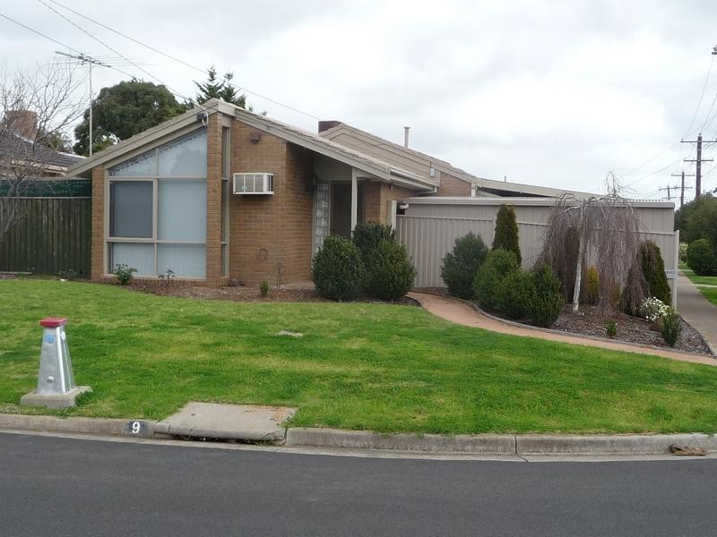 9 Adele Court, Hoppers Crossing VIC 3029