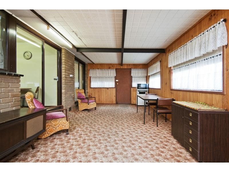 61 Woodville Park Dr, Hoppers Crossing VIC 3029