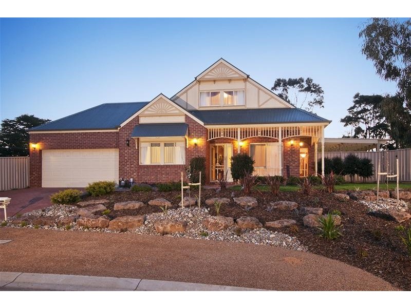 15 McPherson Place, Werribee VIC 3030