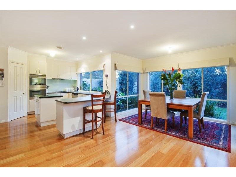 15 McPherson Place, Werribee VIC 3030