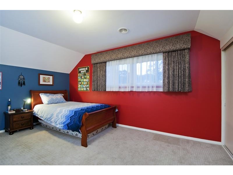 15 McPherson Place, Werribee VIC 3030