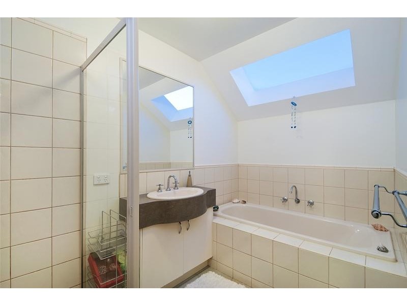 15 McPherson Place, Werribee VIC 3030