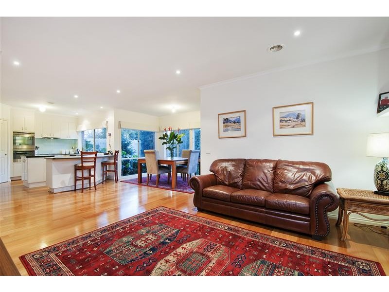 15 McPherson Place, Werribee VIC 3030