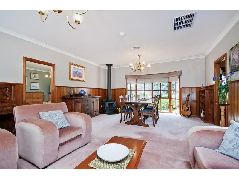 2 De Garis Pl, Werribee VIC 3030