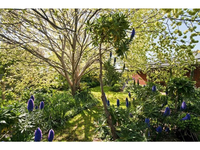 2 De Garis Pl, Werribee VIC 3030