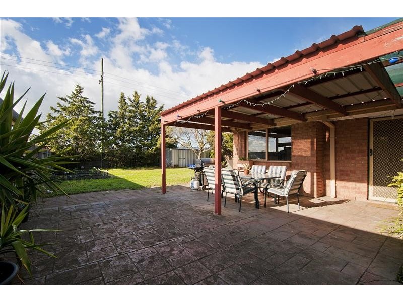 42 Weeden Drive, Werribee VIC 3030