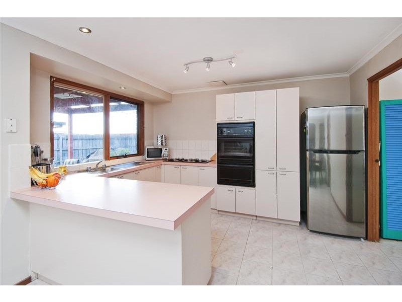 42 Weeden Drive, Werribee VIC 3030