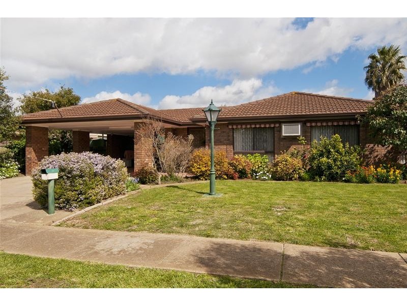 13 Evrah Drive, Hoppers Crossing VIC 3029