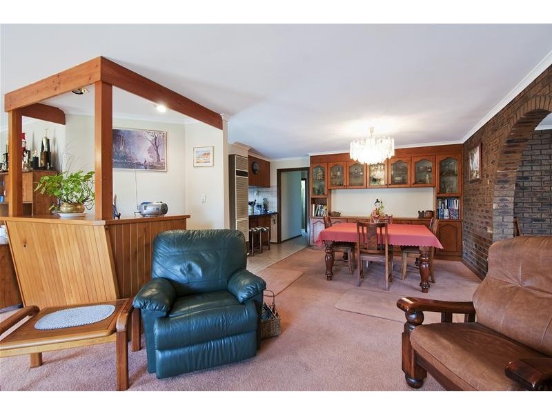 13 Evrah Drive, Hoppers Crossing VIC 3029