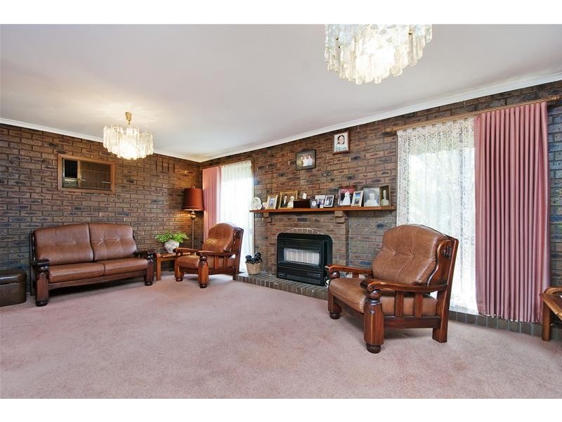 13 Evrah Drive, Hoppers Crossing VIC 3029