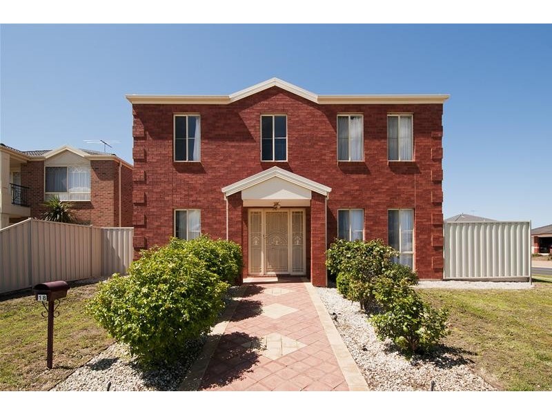 18 St James Wood Drive, Tarneit VIC 3029