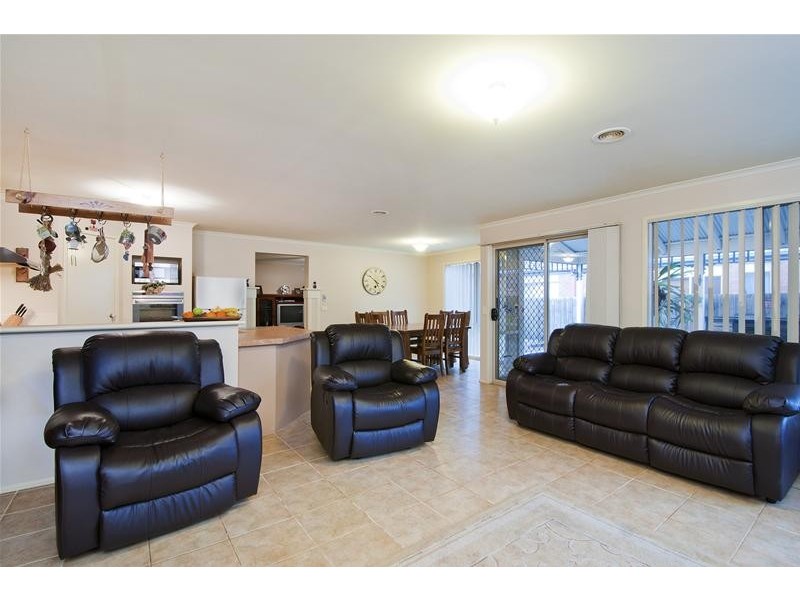 26 Lynbridge Crescent, Tarneit VIC 3029