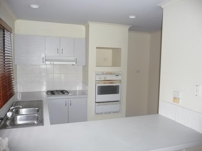 31 Wilmington Avenue, Hoppers Crossing VIC 3029