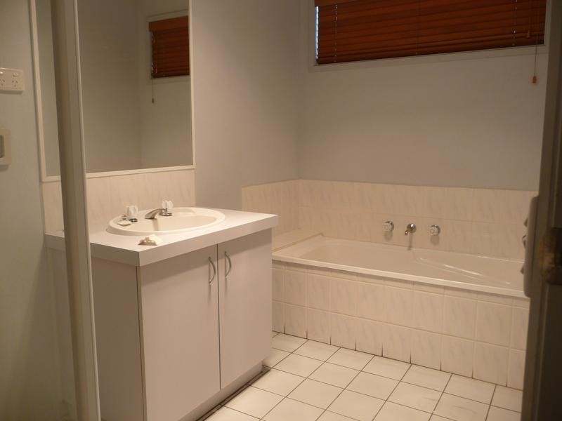 31 Wilmington Avenue, Hoppers Crossing VIC 3029