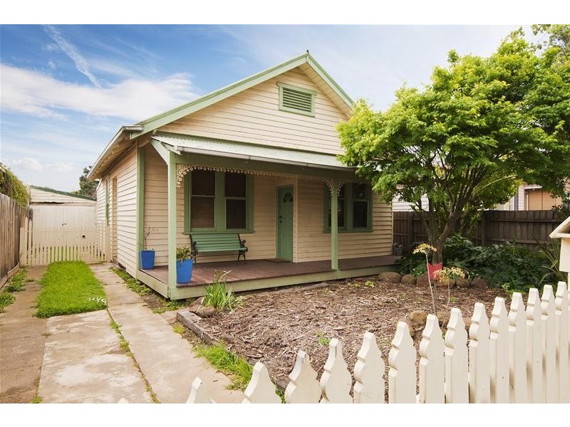 8 Bolwell Street, Werribee VIC 3030