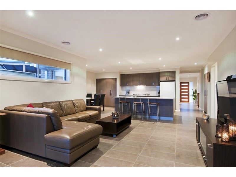 9 Tedesco Court, Werribee VIC 3030