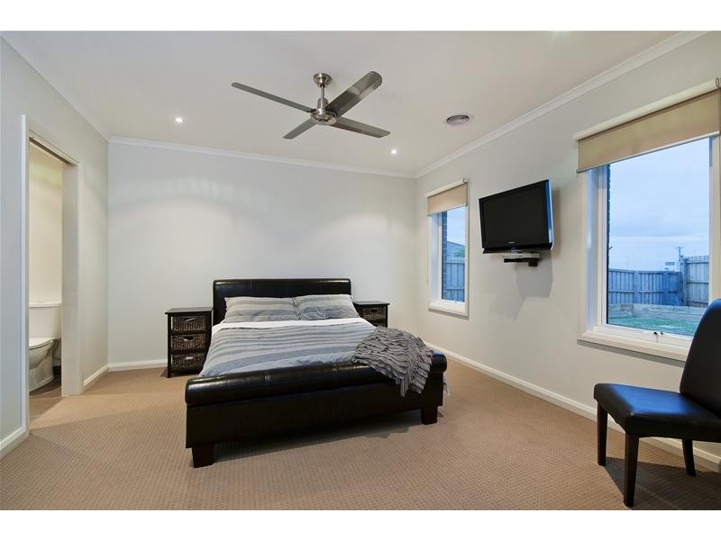 9 Tedesco Court, Werribee VIC 3030