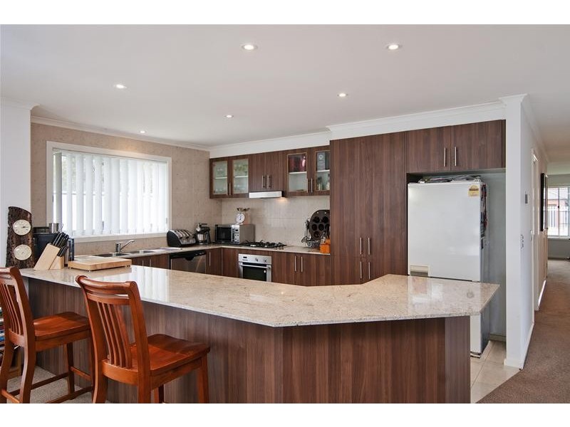 2/7 Pine Avenue, Werribee VIC 3030