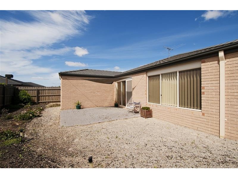17 Barchester Avenue, Truganina VIC 3029