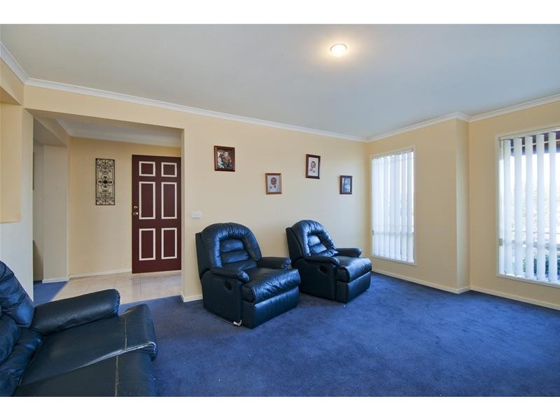 7 Loire Close, Hoppers Crossing VIC 3029