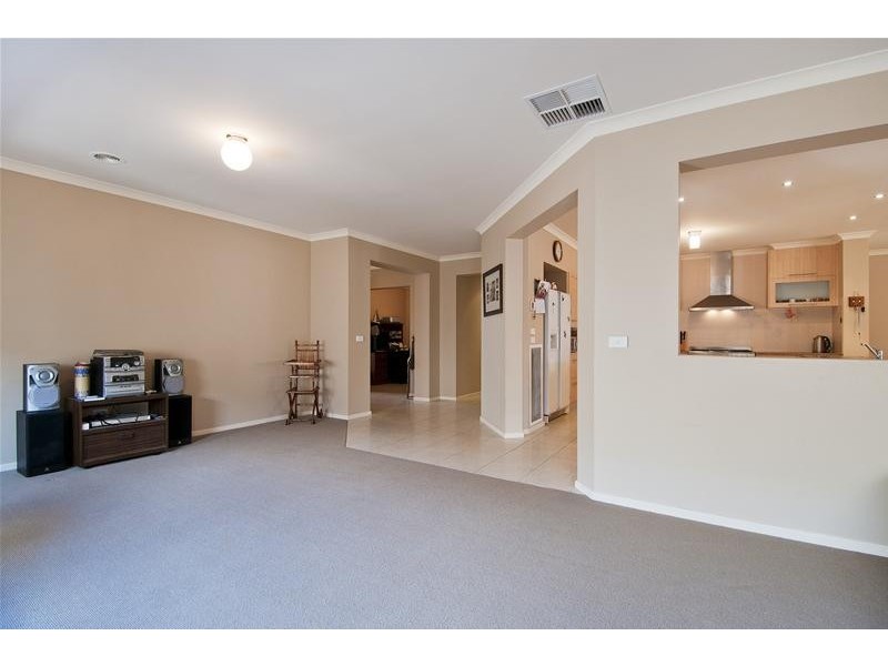 23 Ellesmere Way, Truganina VIC 3029
