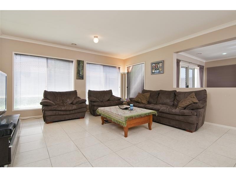 23 Ellesmere Way, Truganina VIC 3029