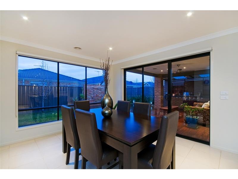 99 Manor Lakes Boulevard, Wyndham Vale VIC 3024