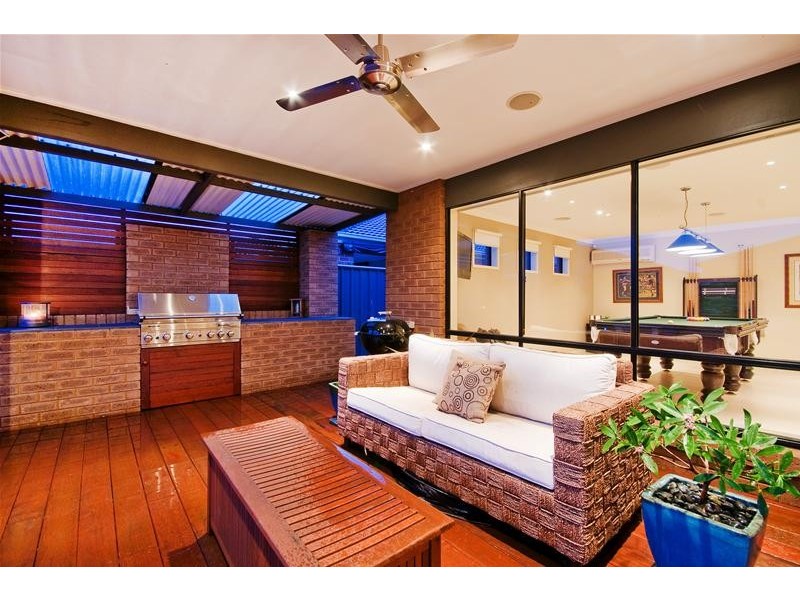 99 Manor Lakes Boulevard, Wyndham Vale VIC 3024