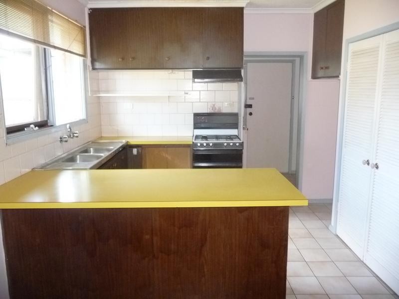 61 Heaths Road, Hoppers Crossing VIC 3029