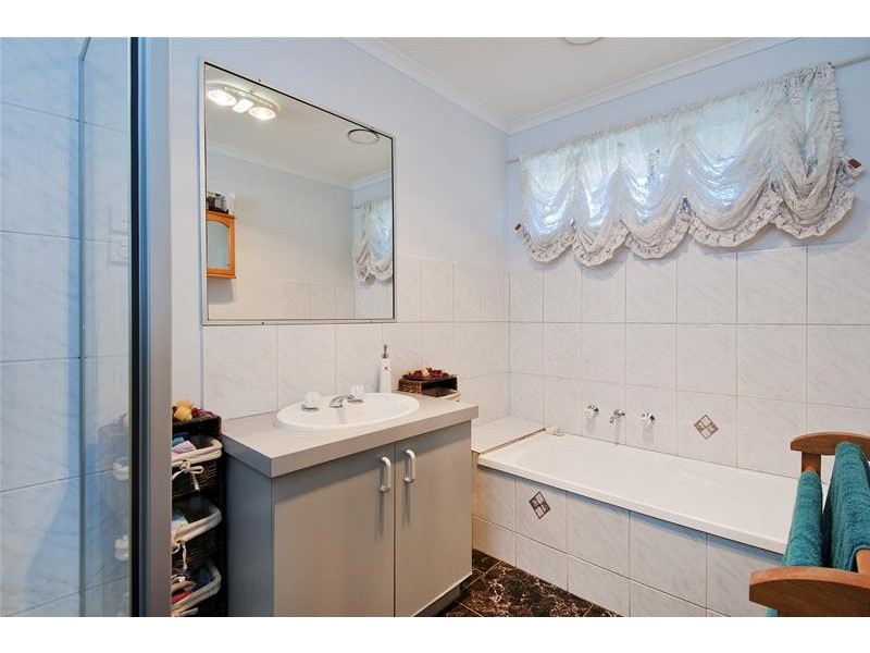 15 Gildan Court, Hoppers Crossing VIC 3029