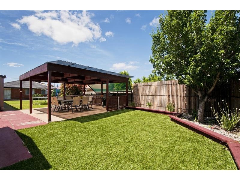 15 Gildan Court, Hoppers Crossing VIC 3029