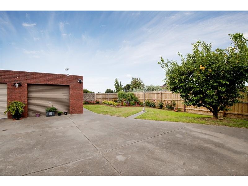 25 Melanie Drive, Werribee VIC 3030