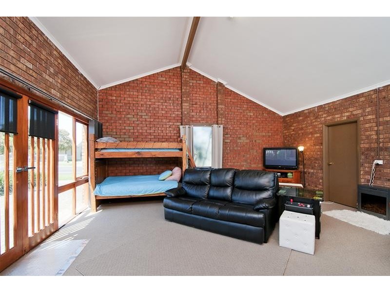 29 Wattle Avenue, Werribee VIC 3030