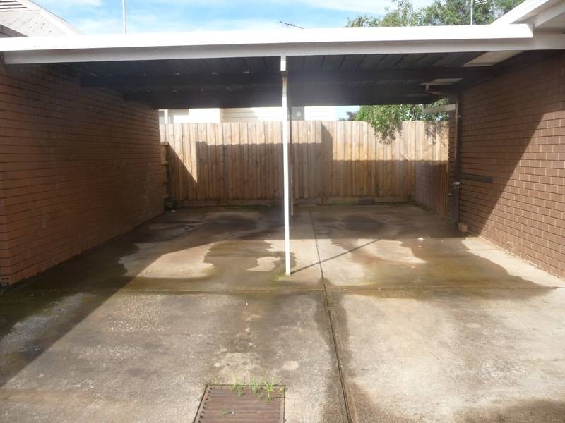 2/62 Wedge Street, Werribee VIC 3030
