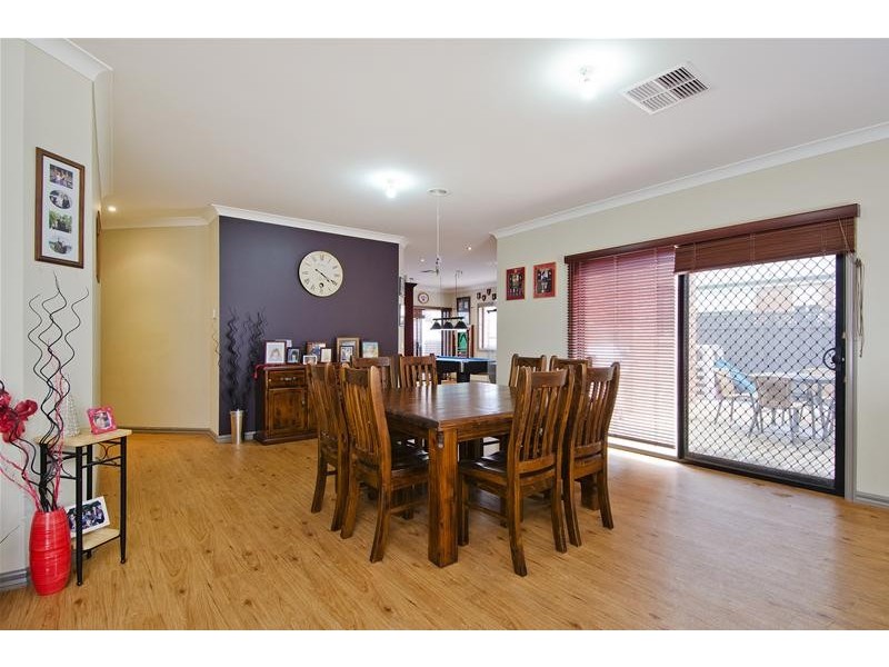 16 Stringybark Close, Wyndham Vale VIC 3024