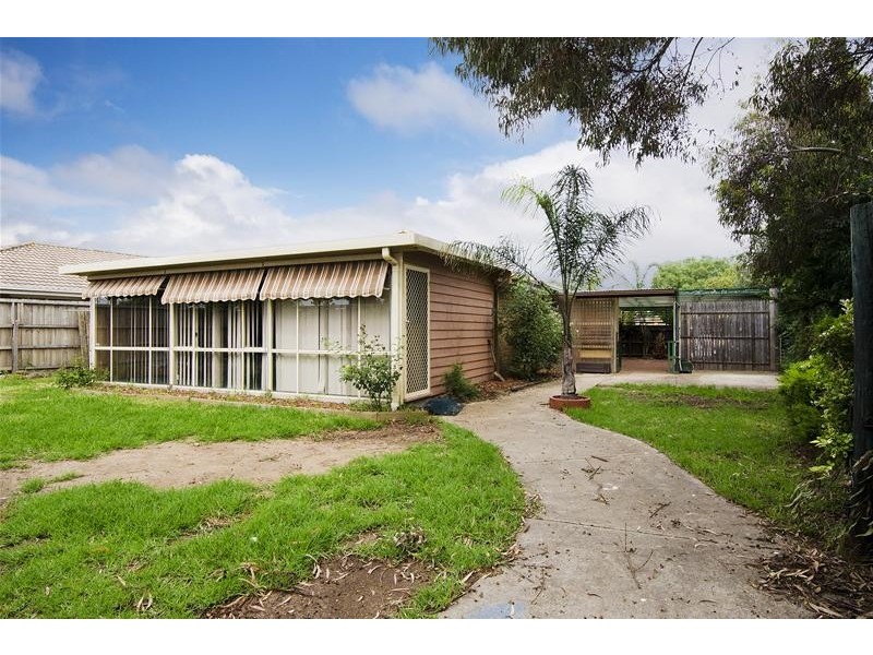 12 McKenzie Crescent, Hoppers Crossing VIC 3029