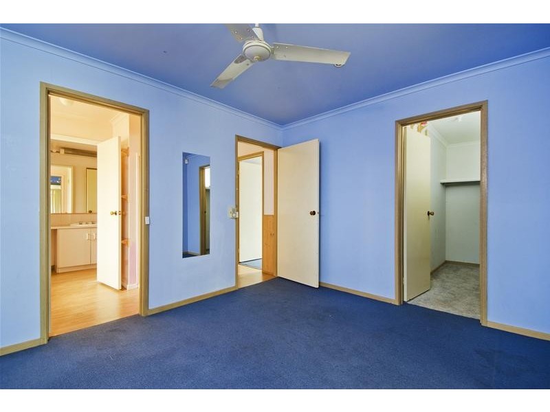 12 McKenzie Crescent, Hoppers Crossing VIC 3029