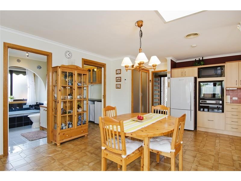 206 Blackforest Road, Wyndham Vale VIC 3024