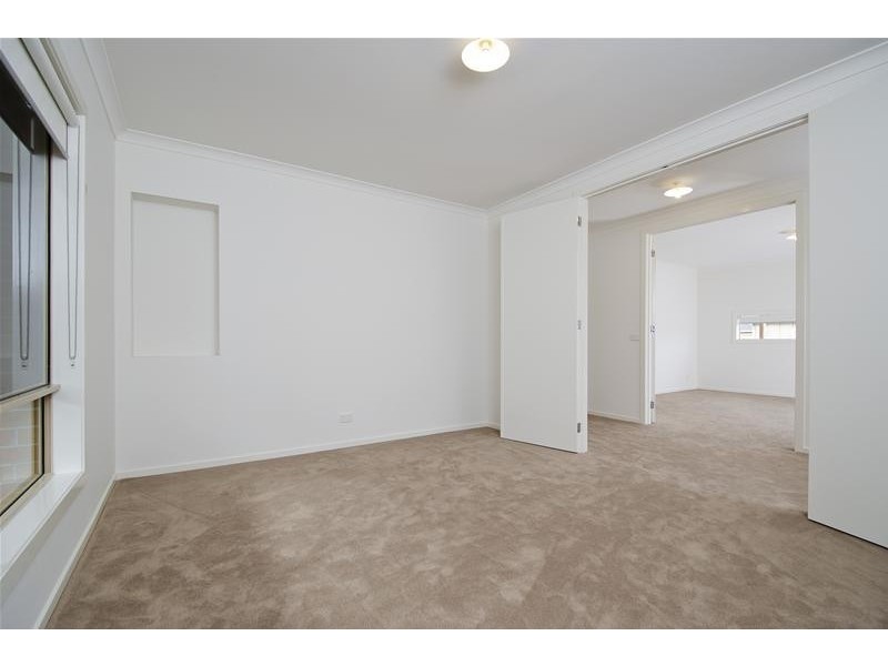 26 Haslewood Street, Point Cook VIC 3030