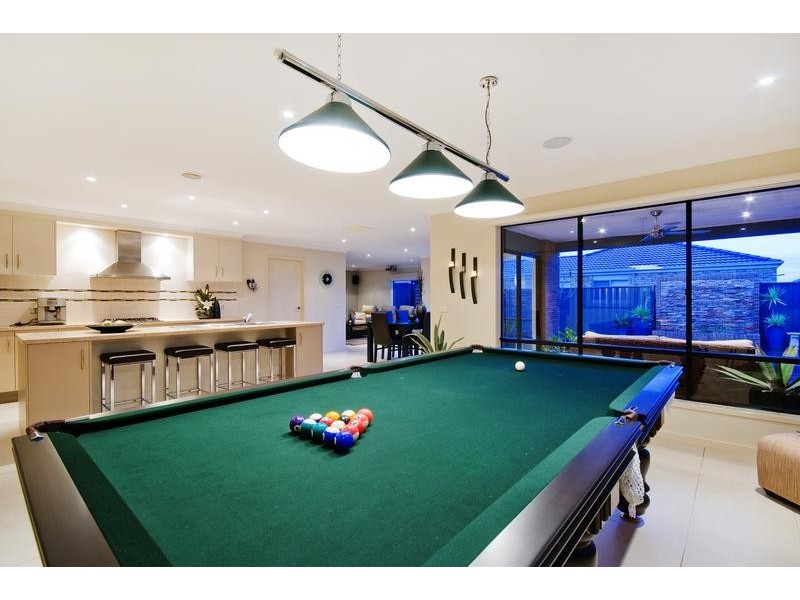 99 Manor Lakes Blvd, Wyndham Vale VIC 3024