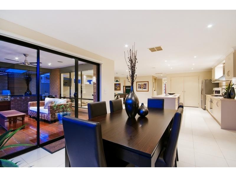 99 Manor Lakes Blvd, Wyndham Vale VIC 3024